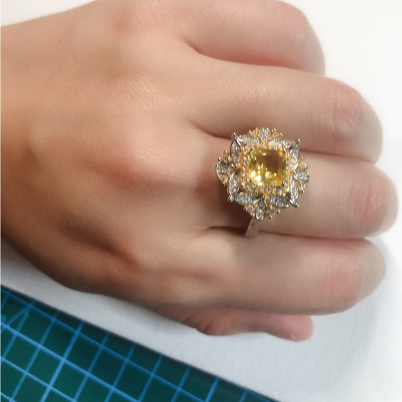 Gorgeous citrine like ring - Picture 2 of 7